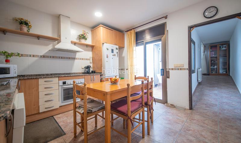 Foto 6ccde871-b52f-4a37-b839-315bffceb9a4. Casa amb calefacció aparcament a Puigdàlber