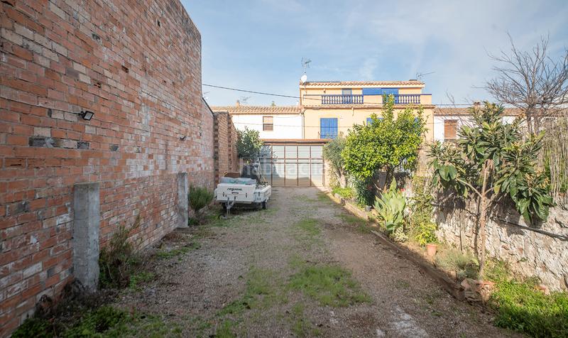 Foto b6b668b5-1fca-4bbd-b79a-ce1735e34ae8. Casa amb calefacció aparcament a Puigdàlber