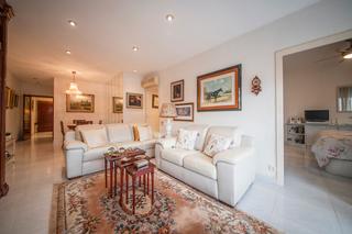 Appartement  Gran via de carles iii. Piso en les corts de barcelona