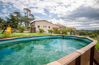 Casa a Sant Quintí de Mediona. Complejo rural con 7.000 m2 y gran almácen multifuncional