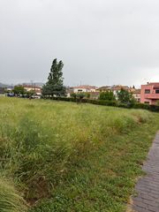 Terreny residencial  Carrer de la font. Parcela urbana en sant martí sarroca con proyecto de vivienda