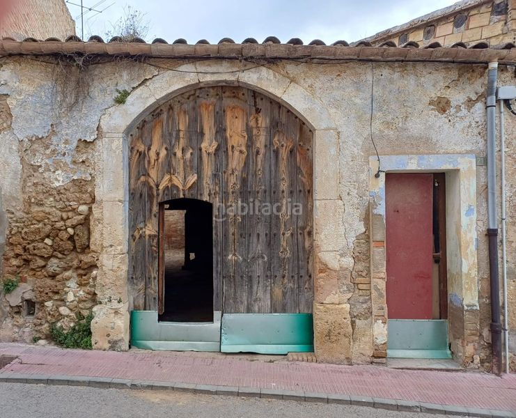 Foto 4c0794d2-fca6-43dd-8e24-fab17558c8bf. Masía casa con carácter para una reforma de autor en el corazón del penedès en Pla del Penedès (El)