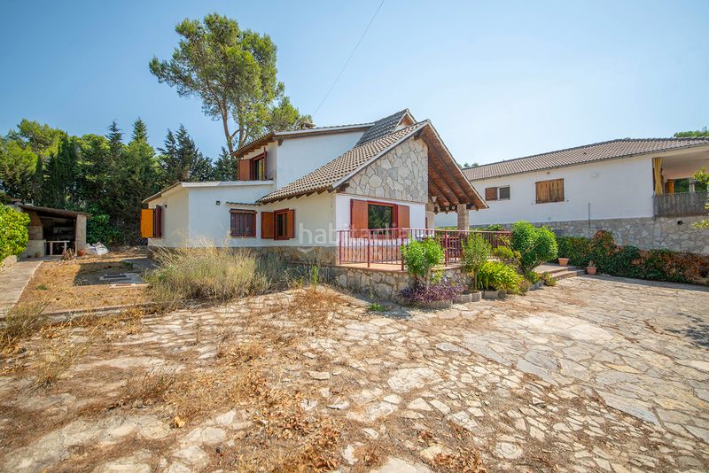 Foto a77c7043-0f7f-4909-8d2d-cbc2b8f8b612. Casa amb xemeneia calefacció a Mediona