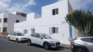Haus in El Cotillo. Casa terrera a la venta en el cotillo