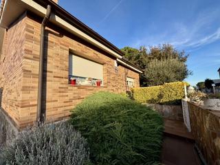 Maison  Bosc. Casa con piscina en riudellots de la selva
