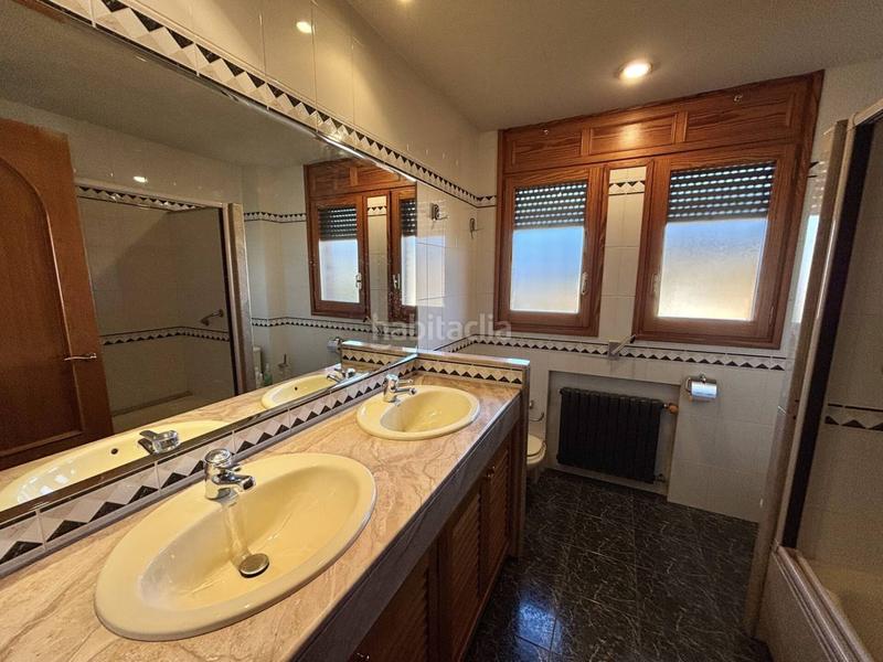 Foto 113f62bd-00ab-4a05-bc96-e30a24944d37. Casa  con jardín en Palau en Palau Girona