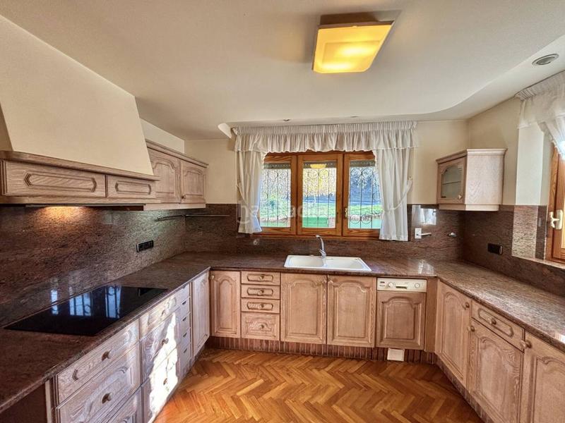 Foto 56d126e4-e2ec-491e-828c-80a9ff4ce1b1. Casa  con jardín en Palau en Palau Girona