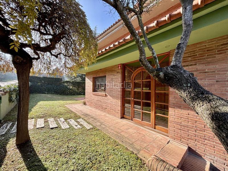 Foto 57de7782-7ab7-427a-8845-9da41e3cf4a4. Casa  con jardín en Palau en Palau Girona