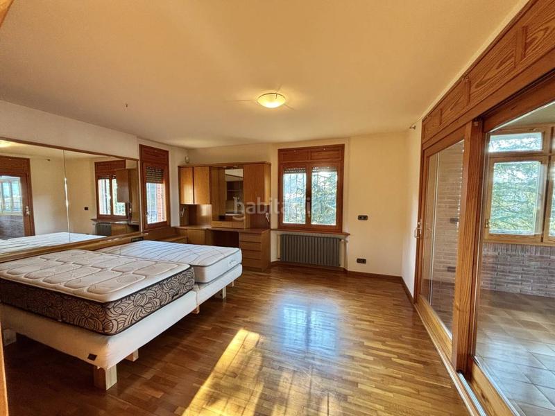 Foto b78b015e-b788-47af-8c7e-c3c3ca6ea023. Casa  con jardín en Palau en Palau Girona