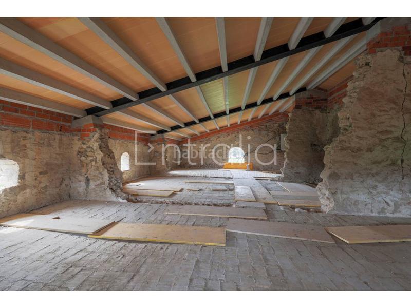 Foto e06a5fb8-f2e6-49ef-852f-1b12963617a7. Bauernhof mit parking pool in Sant Gregori