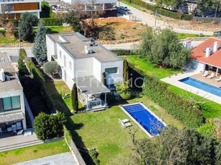 Casa a Palau. Casa en venta en palau