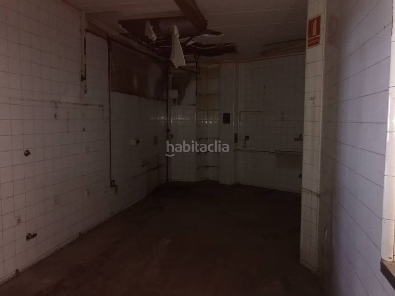 Foto a682e447-69c6-47f2-8208-8354eab45eab. Local comercial a Banyoles