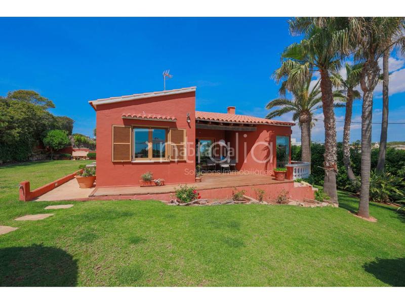 Foto c5260735-83b4-4a1c-9a31-50718cdf499b. Chalet  en venta en Biniancolla-Punta Prima Sant Lluís