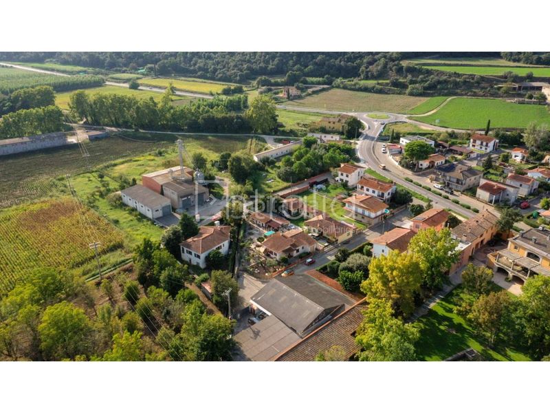 Foto 68c1a8ac-1093-49fe-b973-a8ea2b2bb675. Casa amb calefacció aparcament piscina a Cervià de Ter