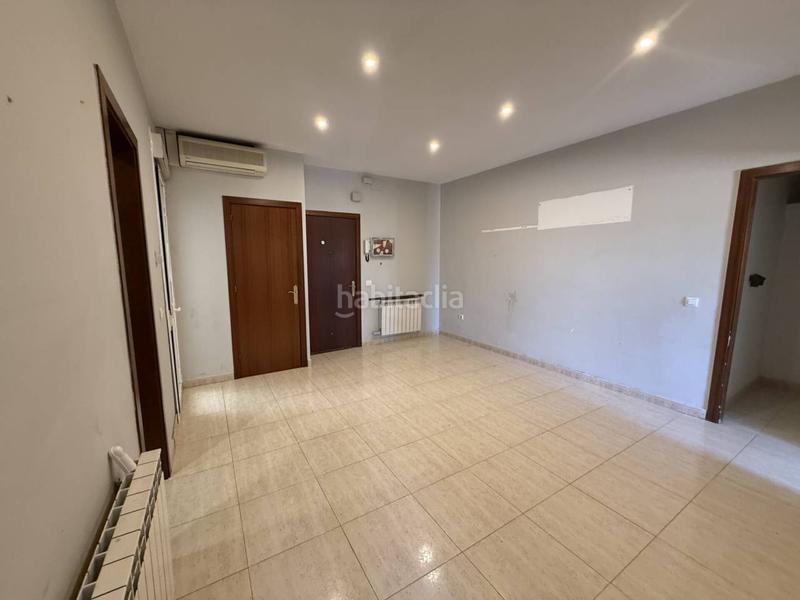 Foto b6941d53-aa35-4322-9b40-81701150bf7c. Piso  en venta en Eixample Sud-Migdia Girona