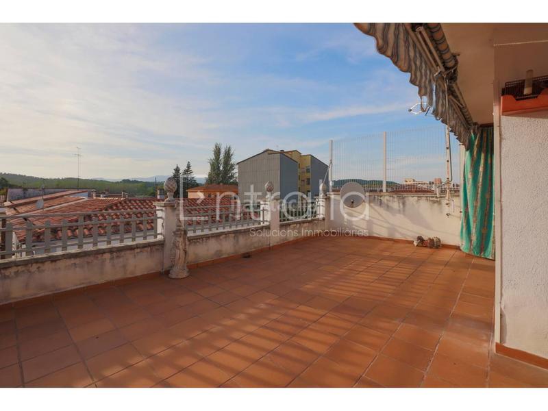 Foto cc5b1f34-046c-49d3-83e0-9369cce10664. Casa con riscaldamento parcheggio in Pont Major - Pedret - Campdorà Girona