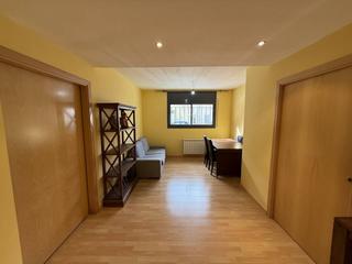 Lloguer Pis  Comerç. Piso en venta en flaçà