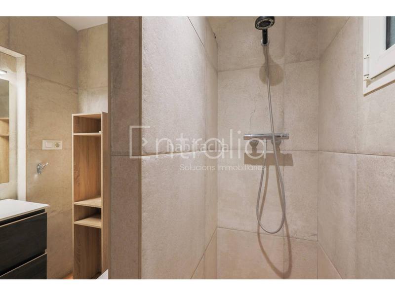 Foto 243b7431-45c5-46b1-a1b1-e23cd50a3f20. Piso  en venta capital en Eixample Nord Girona