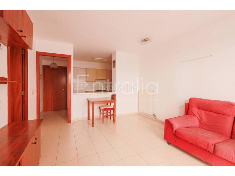 Foto 849b7261-c302-4298-bb80-e1961e499a4b. Etagenwohnung mit heizung parking in Creu de la Mà Figueres