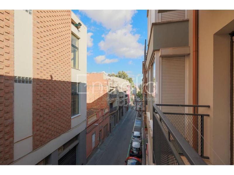 Foto 9dc5cd6a-3cca-427e-9cb6-6cc542c58deb. Etagenwohnung mit heizung parking in Creu de la Mà Figueres