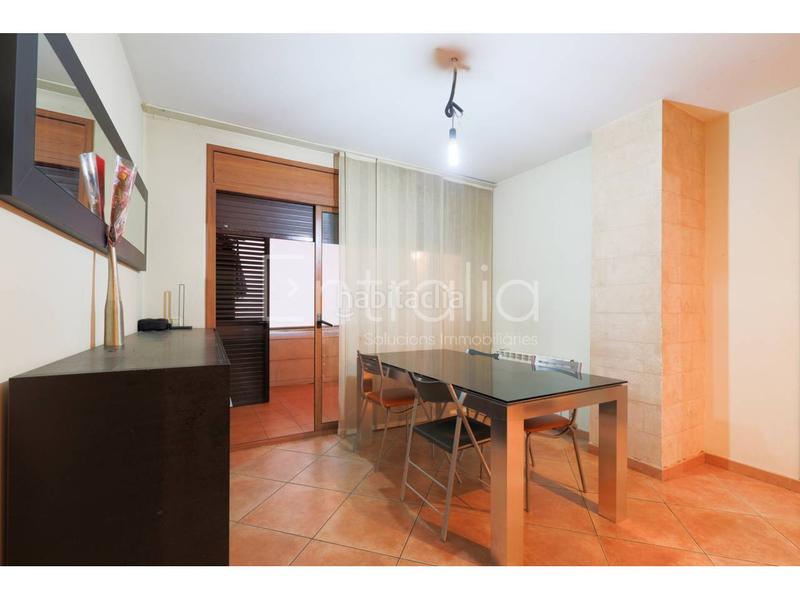 Foto 22270d14-b9e7-4f66-b16c-bcaebbdf8591. Pis amb calefacció aparcament a Bescanó