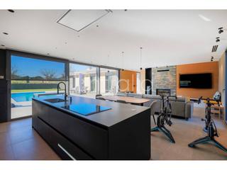 House  Mas frigol. Casa en venta en navata