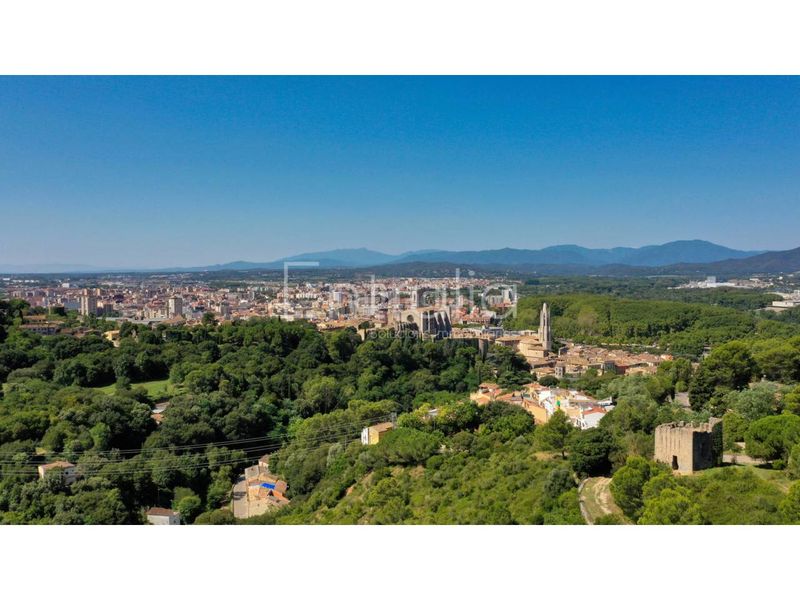 Foto a88fd881-2193-48bf-a538-f8fc1e2c172f. Pis amb calefacció a Centre-Barri Vell Girona