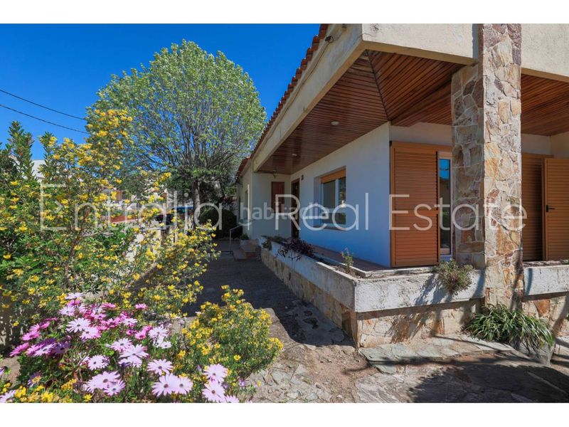 Foto 86cf87fd-2ad6-4144-b84c-c7fa37416a3b. Casa amb calefacció aparcament piscina a Cassà de la Selva