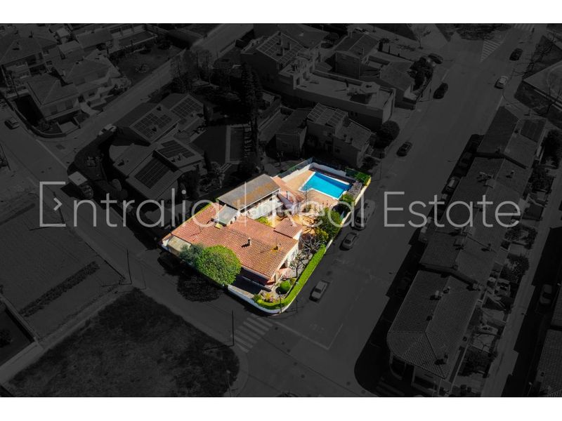 Foto b2d35d03-5894-461e-9390-99f2f696176c. Casa amb calefacció aparcament piscina a Cassà de la Selva