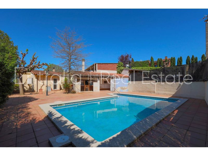 Foto c4ff8b0d-3a65-4183-a2e7-decd755e2b72. Casa amb calefacció aparcament piscina a Cassà de la Selva