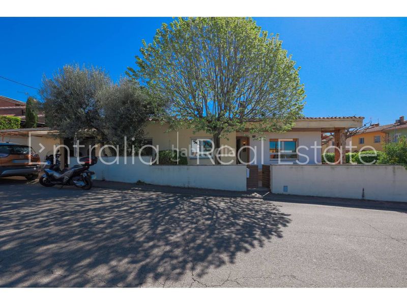 Foto f76b7a7e-80a9-4862-b91d-713590411dd9. Casa amb calefacció aparcament piscina a Cassà de la Selva
