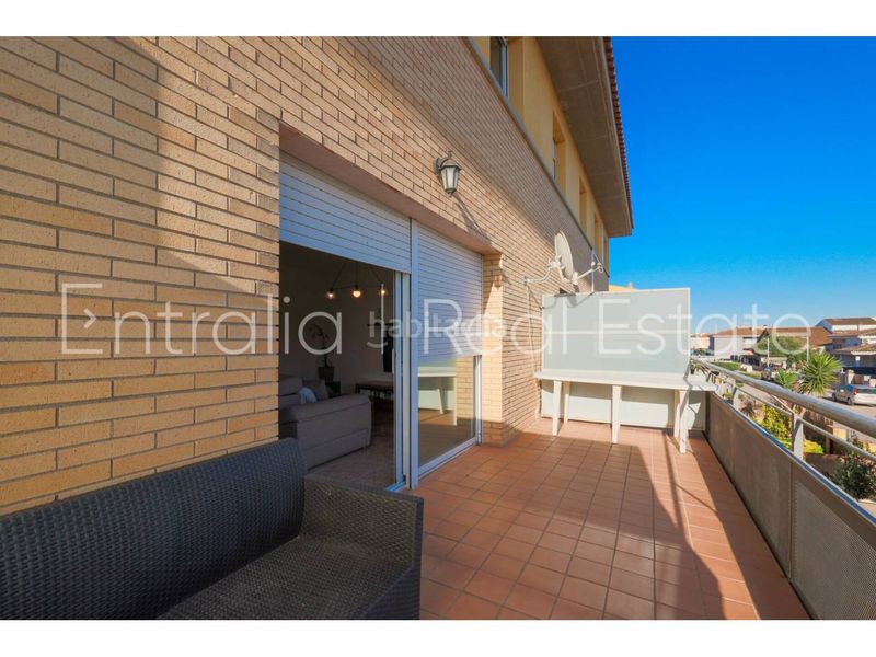 Foto cbfb37e5-c7c0-4ef3-8999-b145e186a094. Casa adossada amb calefacció aparcament a Vilamalla