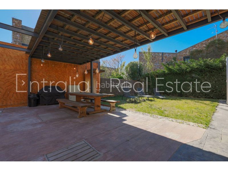 Foto f63ff5e3-90f8-4771-bdcd-a4119d2b8694. Casa amb calefacció aparcament piscina a Albons