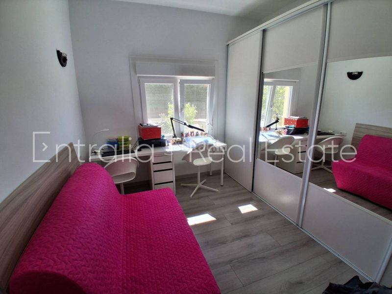 Foto f9a5d94e-bee6-47f2-acff-4acfd2d4429e. Casa amb calefacció aparcament piscina a Bàscara