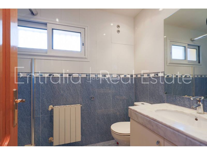 Foto 1fadadff-bb25-41e8-b7ed-f740a340365e. Casa amb aparcament piscina a Vilamalla