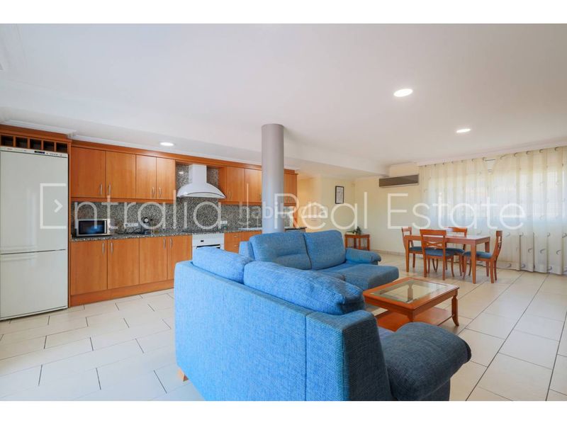 Foto 913c7bd7-f155-46fd-977b-68323324ff2e. Casa amb aparcament piscina a Vilamalla