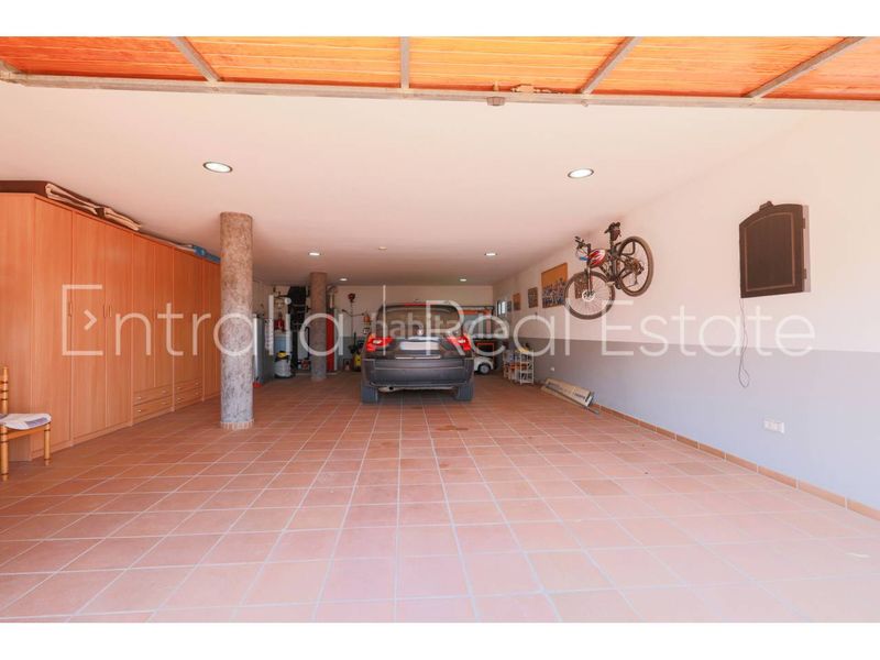 Foto 9fc25d78-d1fa-456f-8a06-579972a6a4e2. Casa amb aparcament piscina a Vilamalla