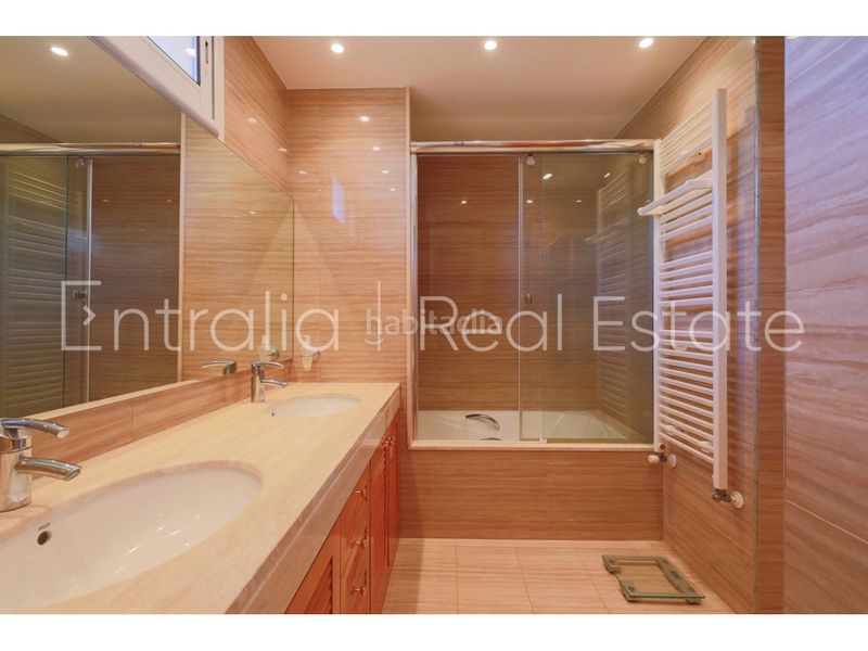 Foto c7838ea9-41fe-4ad3-b922-16b70bb2f3fa. Casa amb aparcament piscina a Vilamalla