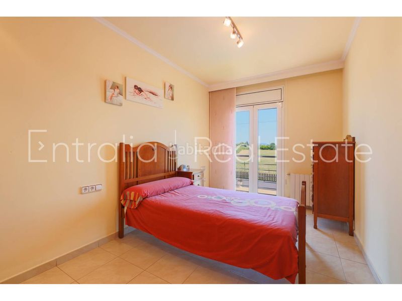 Foto d3565bff-83d7-4eeb-a606-b4cc271f55a0. Casa amb aparcament piscina a Vilamalla