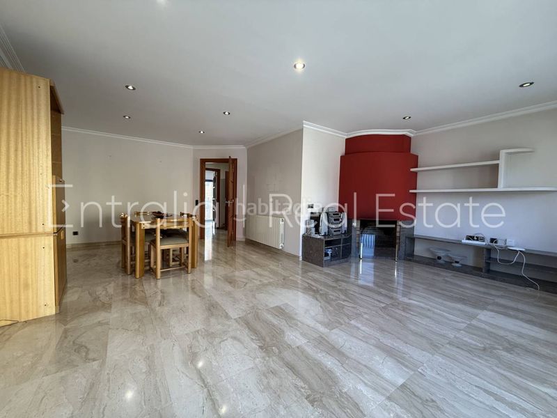 Foto 49e56ee5-8d6b-4fdd-9675-8252a65f5c48. Casa adossada amb calefacció aparcament a Campdevànol