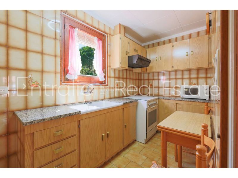 Foto a05a7e13-5dfa-4341-8781-ec95130c692a. Casa adossada amb aparcament a Ripoll