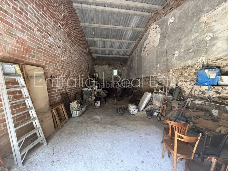 Foto 741b7283-d8fc-49e8-b389-4852bcbae746. Masia amb aparcament a Celrà