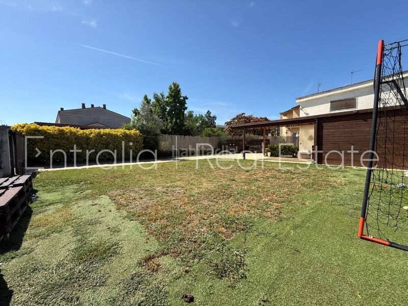 Foto e6922a78-1d70-4c26-8e94-0ead4671ac9d. Casa aparellada amb calefacció aparcament a Vilablareix
