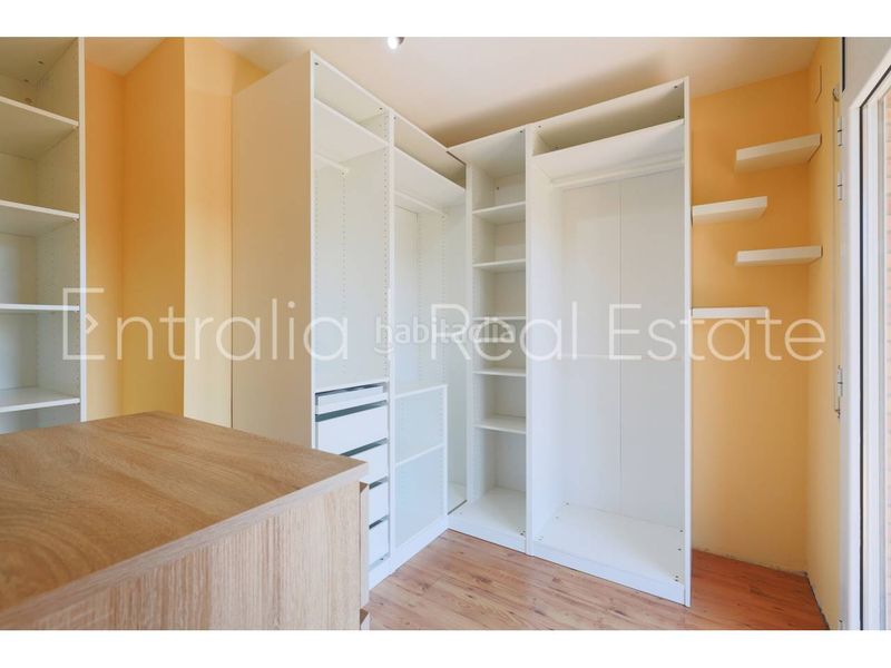 Foto 560dbd34-84a8-446b-b703-c0bcb4b48956. Casa adossada amb calefacció aparcament a Celrà