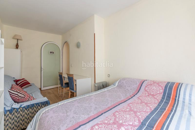 Foto 0deb459e-eb27-4bf1-b66e-a91979500f98. Etagenwohnung mit heizung in Sol Madrid