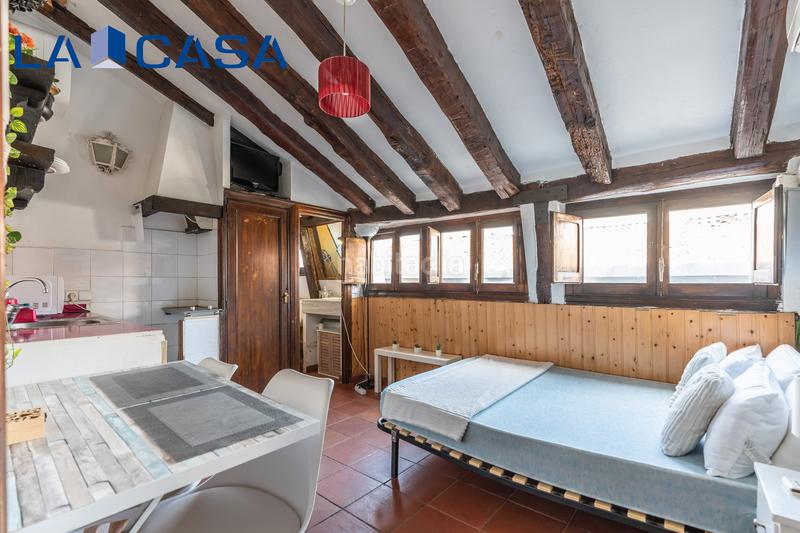 Foto f3cfe5d9-aa8c-4b87-b375-16588962f79c. Piso en Sol Madrid
