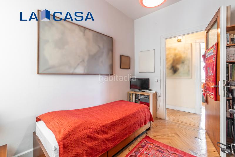 Foto 023894f5-d9a9-44eb-9528-8eba33af84ab. Piso en Vallehermoso Madrid