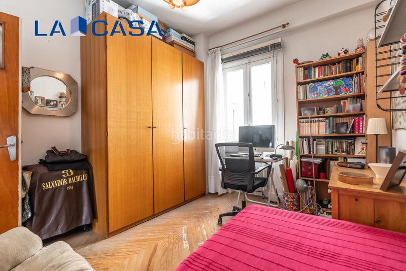 Foto 1900fa3f-63e9-4632-a298-53d25772b50c. Piso en Vallehermoso Madrid