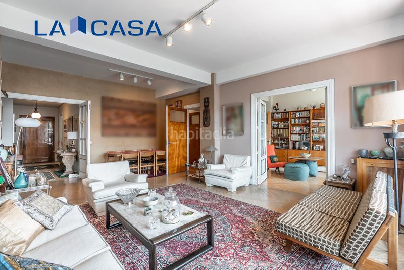 Foto 21b3eb7c-2721-41ed-9a02-0941d963fb46. Piso en Vallehermoso Madrid