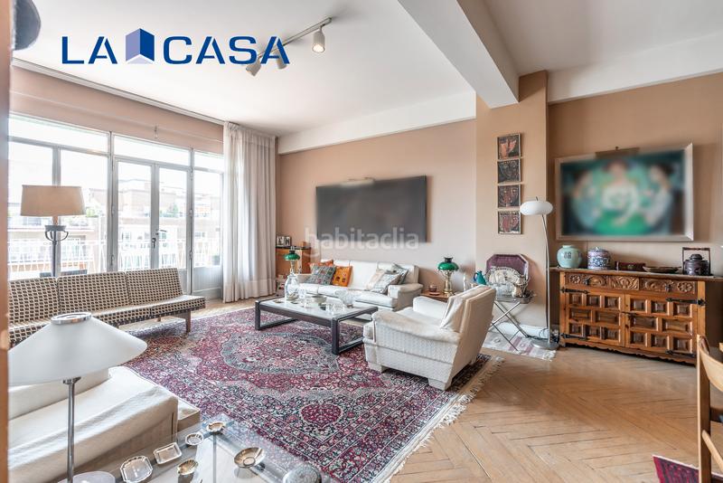 Foto 5c9fea17-d326-4b65-8c3a-fe1c2695c015. Piso en Vallehermoso Madrid